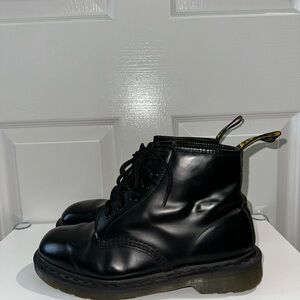 Doc Martens Mono 1460 Lace Up Boots